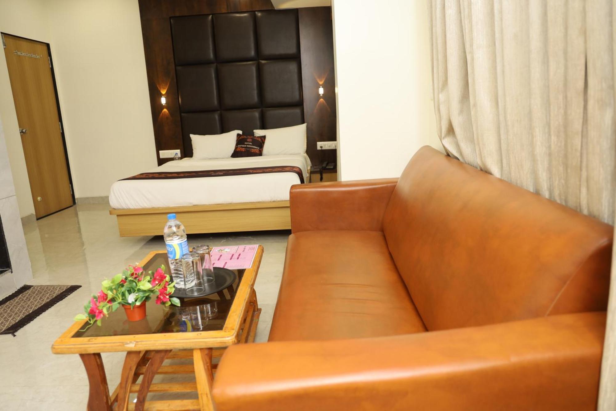 Hotel Satyam Residency Navi Mumbai Eksteriør billede
