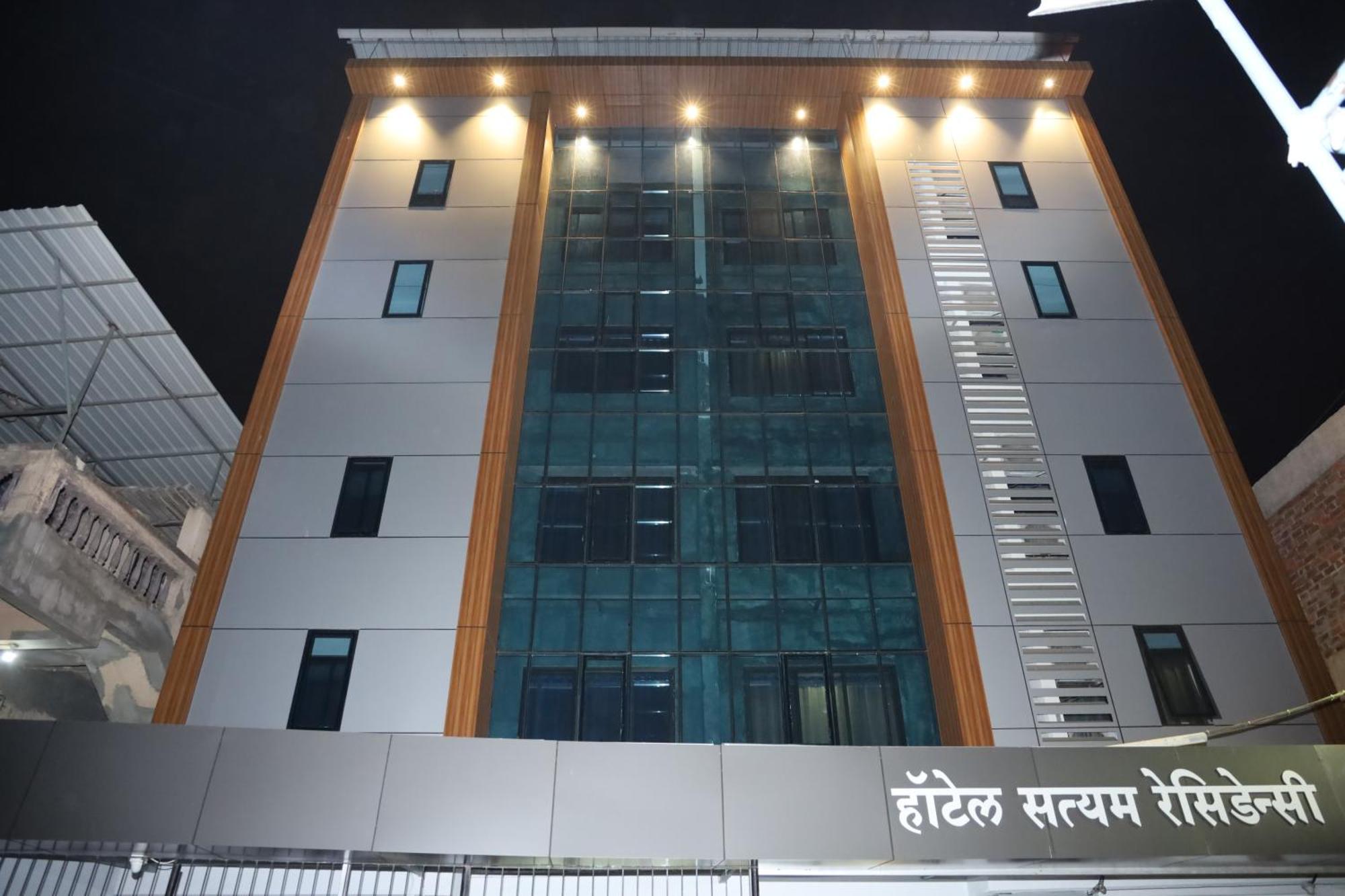 Hotel Satyam Residency Navi Mumbai Eksteriør billede